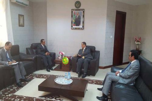 Le ministre des Affaires étrangères reçoit l’ambassadeur d’Egypte en Mauritanie Le ministre des Affaires étrangères reçoit l’ambassadeur d’Egypte en Mauritanie