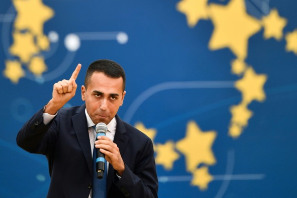 Bras de fer autour du budget: l'Italie semble prête à réduire son déficit