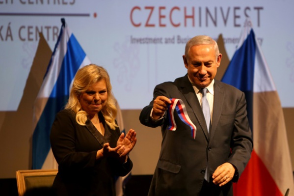 La police israélienne recommande l'inculpation de Netanyahu pour corruption
