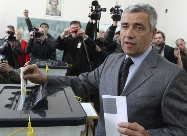 Kosovo: le chef de l'ONU appelle "à la retenue", réunion du Conseil de sécurité Kosovo: le chef de l'ONU appelle "à la retenue", réunion du Conseil de sécurité