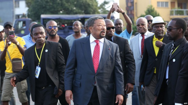 Gabon: la police disperse une marche de partisans de l'opposant Jean Ping Gabon: la police disperse une marche de partisans de l'opposant Jean Ping