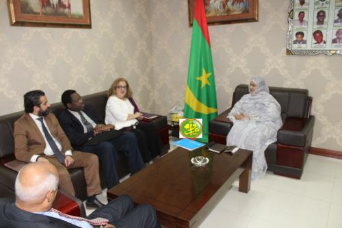 La ministre secrétaire générale du gouvernement s’entretient avec la directrice du bureau régional de l'UNESCO à Rabat La ministre secrétaire générale du gouvernement s’entretient avec la directrice du bureau régional de l'UNESCO à Rabat