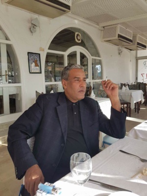 Mohamed Moine " abandonnez Aziz ! Quittez son parti ! " Mohamed Moine " abandonnez Aziz ! Quittez son parti ! "