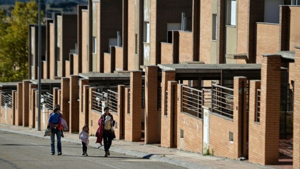 Dix ans après la crise, la très lente récupération des villes fantômes d'Espagne Dix ans après la crise, la très lente récupération des villes fantômes d'Espagne