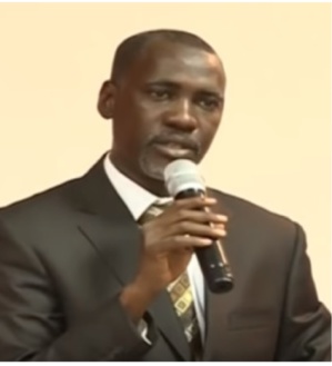 Dr. Mame Diack annonce sa candidature aux élections présidentielles Dr. Mame Diack annonce sa candidature aux élections présidentielles