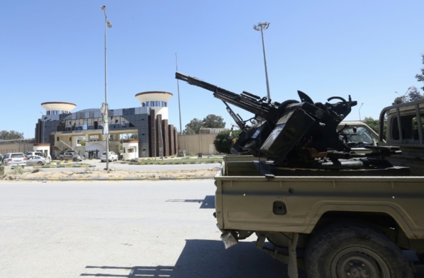 L'ONU reporte une conférence interlibyenne en raison des violents combats