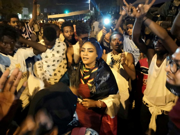 Pression accrue sur le président soudanais pour une transition politique Pression accrue sur le président soudanais pour une transition politique