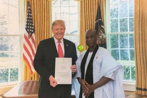 L’ambassadeur de Mauritanie aux USA présente ses lettres de créances au Président américain L’ambassadeur de Mauritanie aux USA présente ses lettres de créances au Président américain
