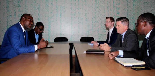 Tête-à-tête entre l’ambassadeur US et le Chef de file de l’opposition Tête-à-tête entre l’ambassadeur US et le Chef de file de l’opposition