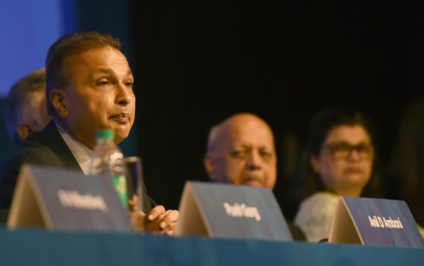 Vente de Rafale à l'Inde: la France a effacé la dette fiscale d'un proche de Modi Vente de Rafale à l'Inde: la France a effacé la dette fiscale d'un proche de Modi