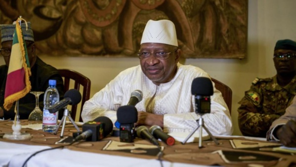 Mali: le Premier ministre Soumeylou Boubèye Maïga a démissionné Mali: le Premier ministre Soumeylou Boubèye Maïga a démissionné