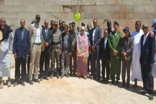 La ministre de développement rural visite l’oasis pilote Tidriz et le barrage de Ouad Seguelil dans la localité Aïn Ehil Taya
