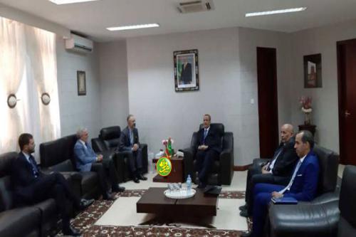 Le ministre des affaires étrangères reçoit le directeur de l’école diplomatique espagnole Le ministre des affaires étrangères reçoit le directeur de l’école diplomatique espagnole