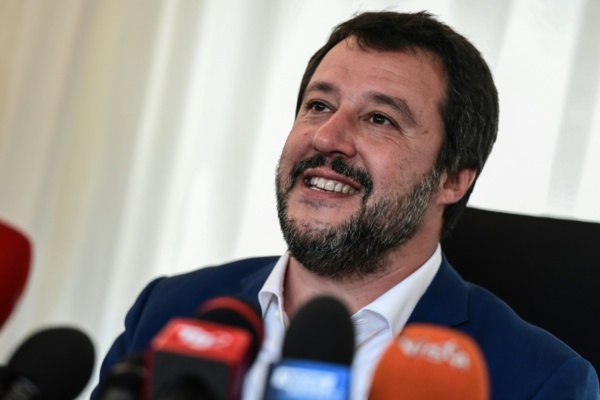 A Milan, Salvini lance les souverainistes à la conquête de l'Europe A Milan, Salvini lance les souverainistes à la conquête de l'Europe