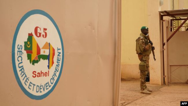 Protestation à Bamako devant le nouveau QG de la force du G5 Sahel