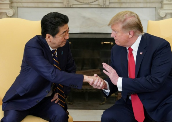 Traitement impérial pour Trump lors de sa visite au Japon