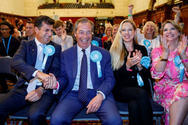 Royaume-Uni: la victoire du Parti du Brexit renforce l'hypothèse d'un "no deal"