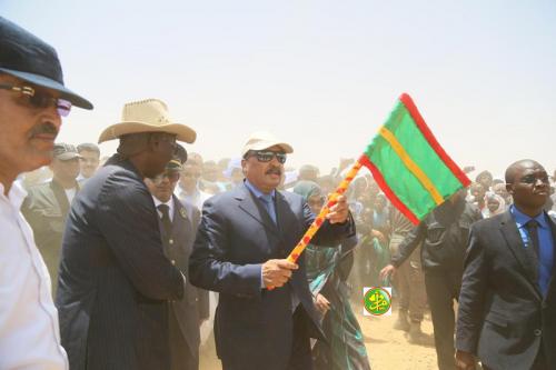 Le Président de la République pose la première pierre pour la réhabilitation de l'affluent de Koundi