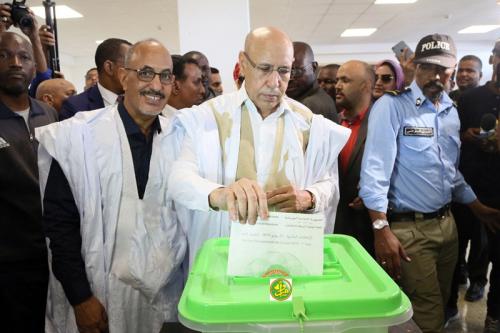 Ould Ghazouani félicite le peuple mauritanien pour sa maturité politique Ould Ghazouani félicite le peuple mauritanien pour sa maturité politique