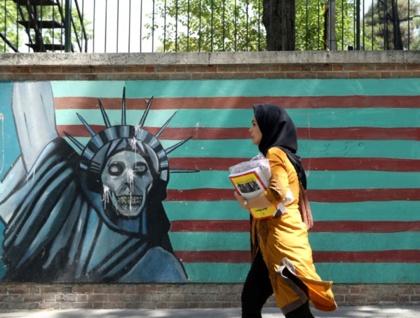 Trump promet de nouvelles sanctions "majeures" contre l'Iran