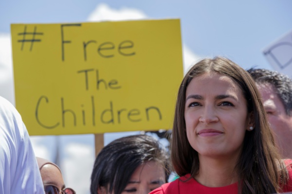 Pluie de critiques sur les centres de rétention de la police américaine aux frontières Pluie de critiques sur les centres de rétention de la police américaine aux frontières