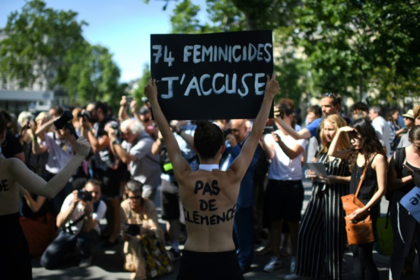 Féminicides: lancement en septembre d'un "Grenelle des violences conjugales"