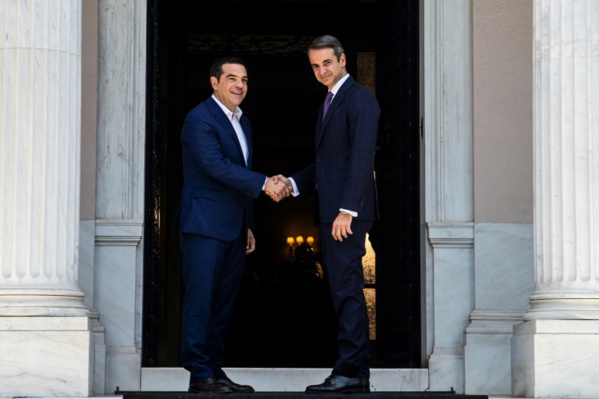 Kyriakos Mitsotakis investi Premier ministre dans une Grèce en soif de renouveau
