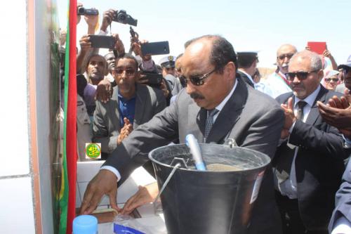 Le Président de la République pose la première pierre pour la réalisation d’un quai pour les garde-côtes Le Président de la République pose la première pierre pour la réalisation d’un quai pour les garde-côtes