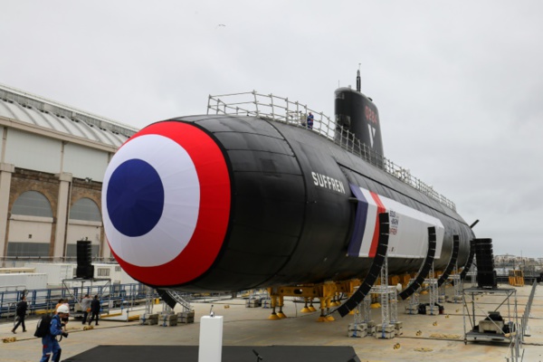 La naissance d'un "chasseur": Macron lance le sous-marin nucléaire Suffren