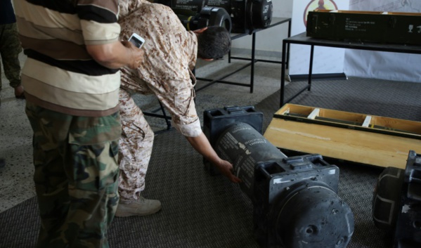Les missiles de l'armée française n'étaient "pas entre des mains libyennes", assure Paris