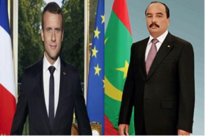 Le Président de la République félicite le Président français