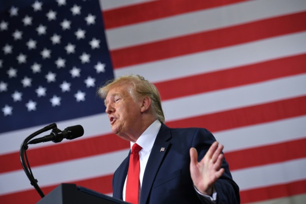 Trump multiplie les tweets aux accents xénophobes, 2020 à l'esprit