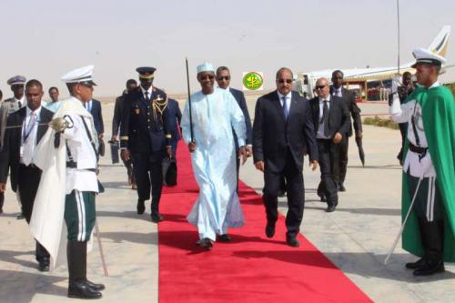 Arrivée à Nouakchott du Président tchadien Arrivée à Nouakchott du Président tchadien