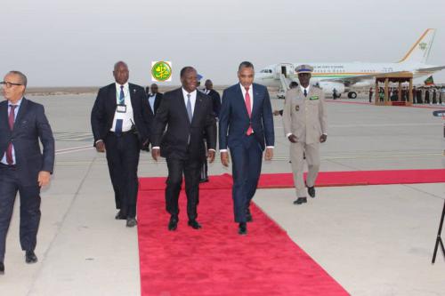 Arrivée à Nouakchott du Président ivoirien pour assister à l’investiture du Président élu Arrivée à Nouakchott du Président ivoirien pour assister à l’investiture du Président élu