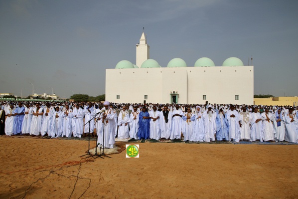 Le Président de la République effectue la prière d’l’Aïd El Adha à la Mosquée IbnaAbass