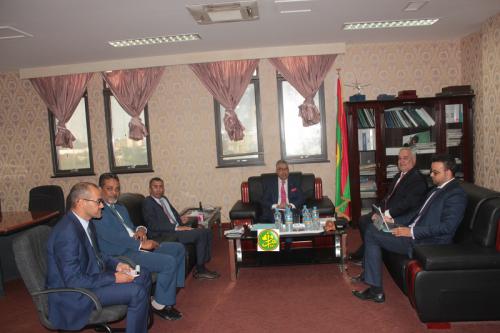 Le ministre de l’économie et de l’industrie reçoit le représentant résident de la Banque Mondiale en Mauritanie Le ministre de l’économie et de l’industrie reçoit le représentant résident de la Banque Mondiale en Mauritanie