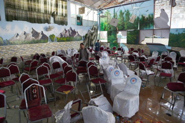 Afghanistan: un kamikaze de l'EI fait 63 morts lors d'un mariage à Kaboul Afghanistan: un kamikaze de l'EI fait 63 morts lors d'un mariage à Kaboul