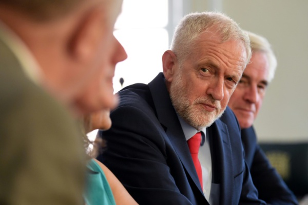 Brexit : l'opposition britannique s'entend pour tenter d'empêcher un "no deal"