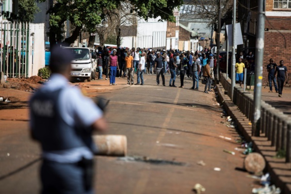 Afrique du Sud: 5 morts dans les violences xénophobes "inacceptables" pour le président