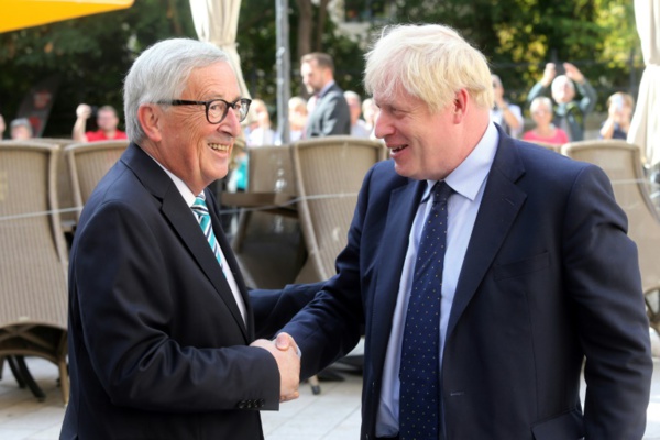 Brexit: Johnson ne convainc pas l'UE et se dispense de conférence de presse