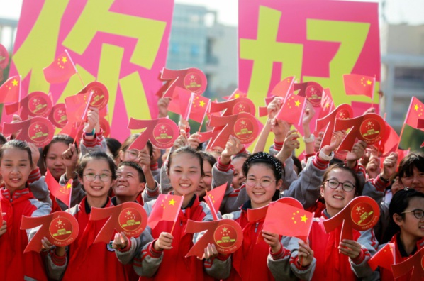Chine: le rouge de mise dans la culture pour l'anniversaire du régime