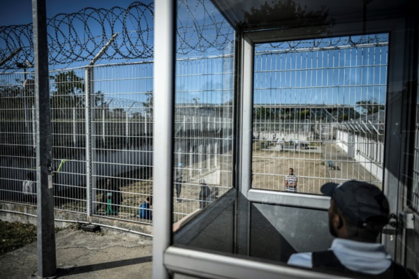 Immigration: les associations appellent à revenir à la "réalité" du terrain
