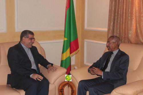 Le ministre de la défense s’entretient avec l’ambassadeur d’Iran à Nouakchott Le ministre de la défense s’entretient avec l’ambassadeur d’Iran à Nouakchott