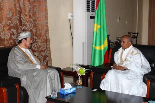 Le Président de l’Assemblée nationale s’entretient avec l’ambassadeur d’Oman Le Président de l’Assemblée nationale s’entretient avec l’ambassadeur d’Oman