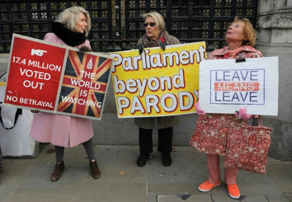 Brexit: Boris Johnson se prépare à une campagne électorale "difficile" Brexit: Boris Johnson se prépare à une campagne électorale "difficile"