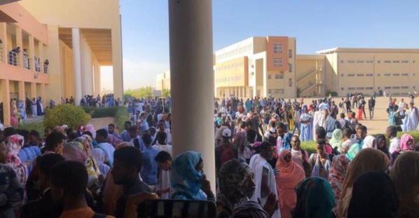 Mauritanie : les étudiants protestent contre des modifications au système LMD Mauritanie : les étudiants protestent contre des modifications au système LMD