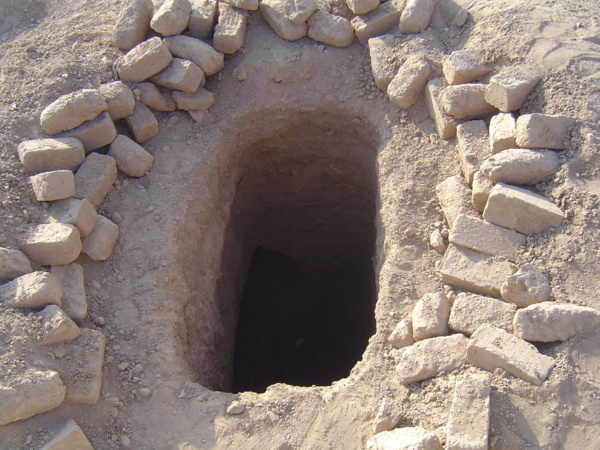 Le ministre des Affaires étrangères présente au nom du Président de la République les condoléances au Président émirati et au Prince héritier d’Abu-Dhabi Le ministre des Affaires étrangères présente au nom du Président de la République les condoléances au Président émirati et au Prince héritier d’Abu-Dhabi