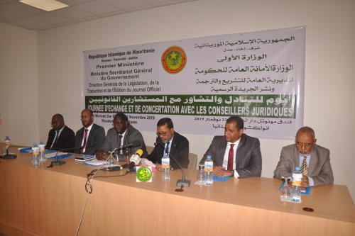 Organisation d’une journée de concertation avec les conseillers juridiques au sein des départements ministériels Organisation d’une journée de concertation avec les conseillers juridiques au sein des départements ministériels