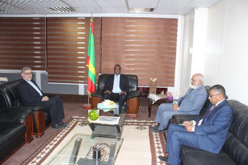 Le ministre de la culture s’entretient avec l’ambassadeur d’Iran en Mauritanie Le ministre de la culture s’entretient avec l’ambassadeur d’Iran en Mauritanie