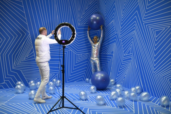 La chasse aux "likes": quand l'éphémère s'oppose à l'authenticité La chasse aux "likes": quand l'éphémère s'oppose à l'authenticité